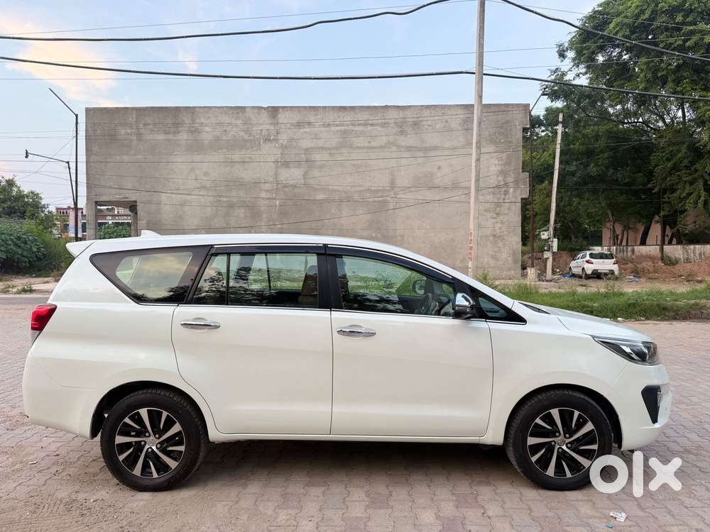Toyota Innova Crysta [2020-ongoing] 2.4 Zx 7 Str, 2021, Diesel