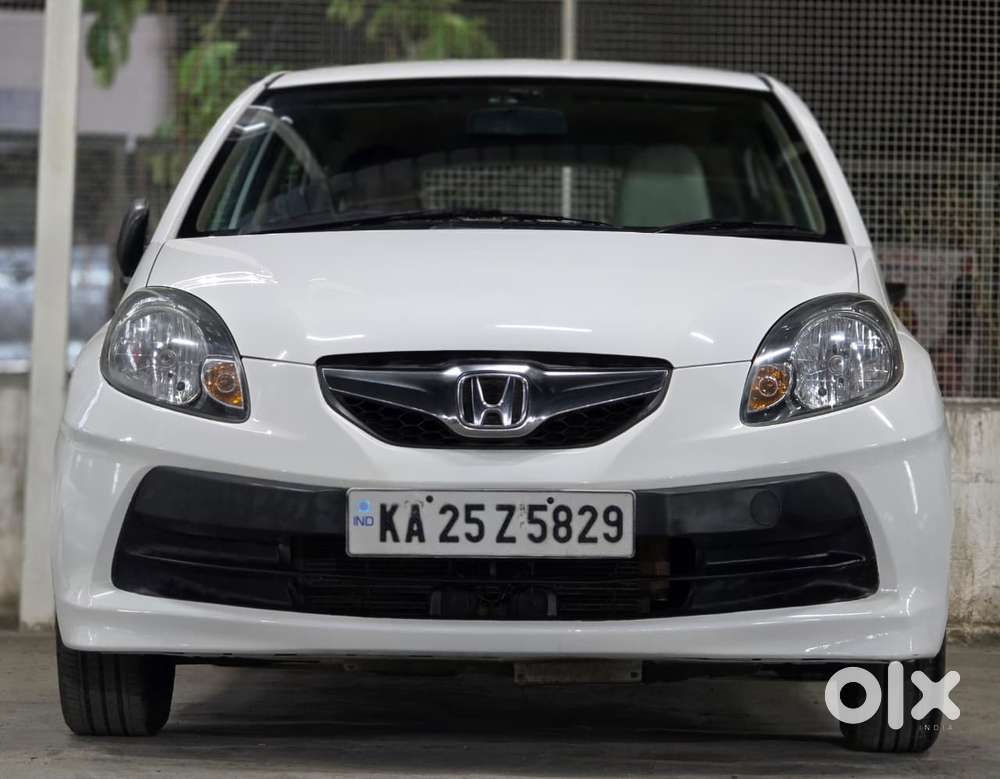 Honda Brio, 2012, Petrol