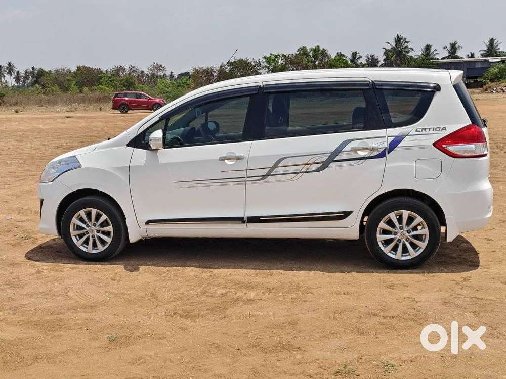 Maruti Suzuki Ertiga Zxi Plus , 2015, Petrol