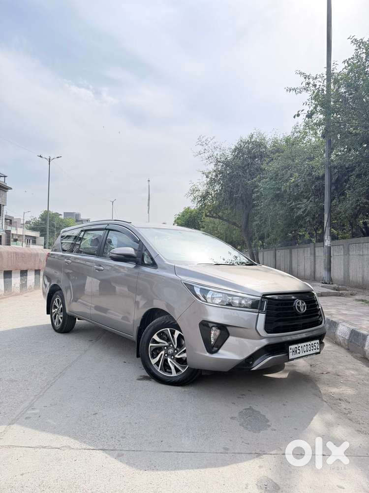 Toyota Innova Crysta