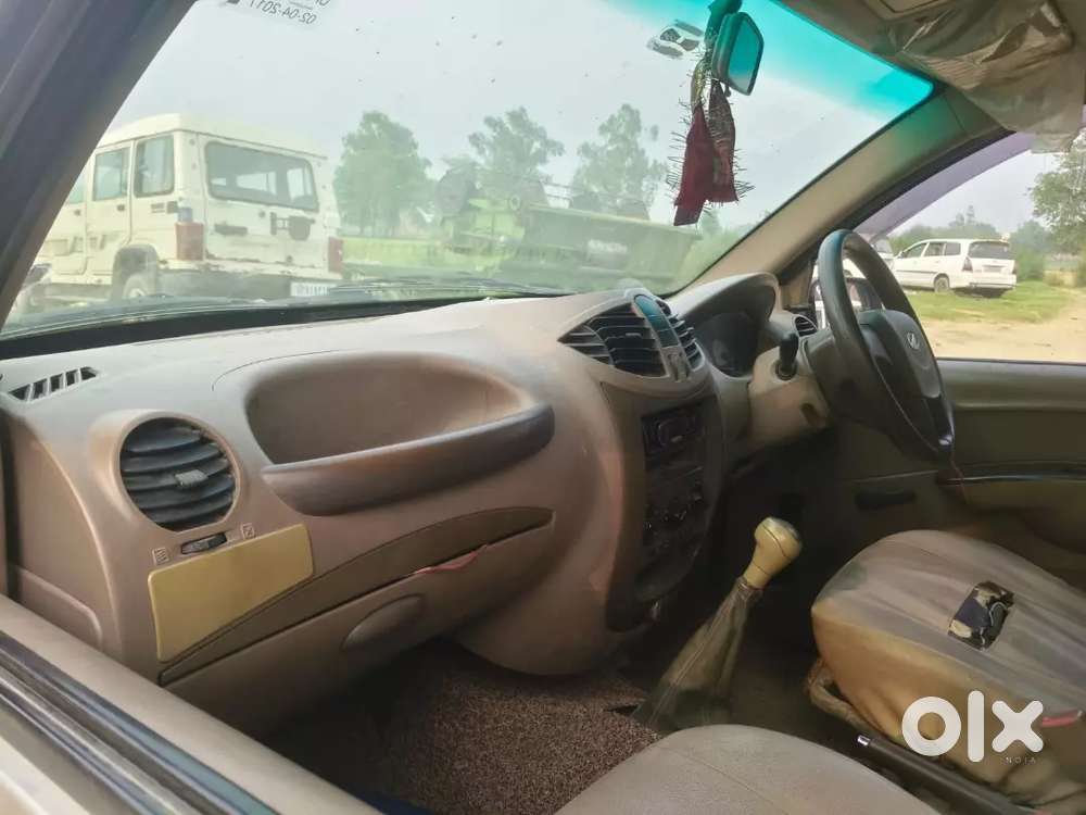 Mahindra Xylo 2017