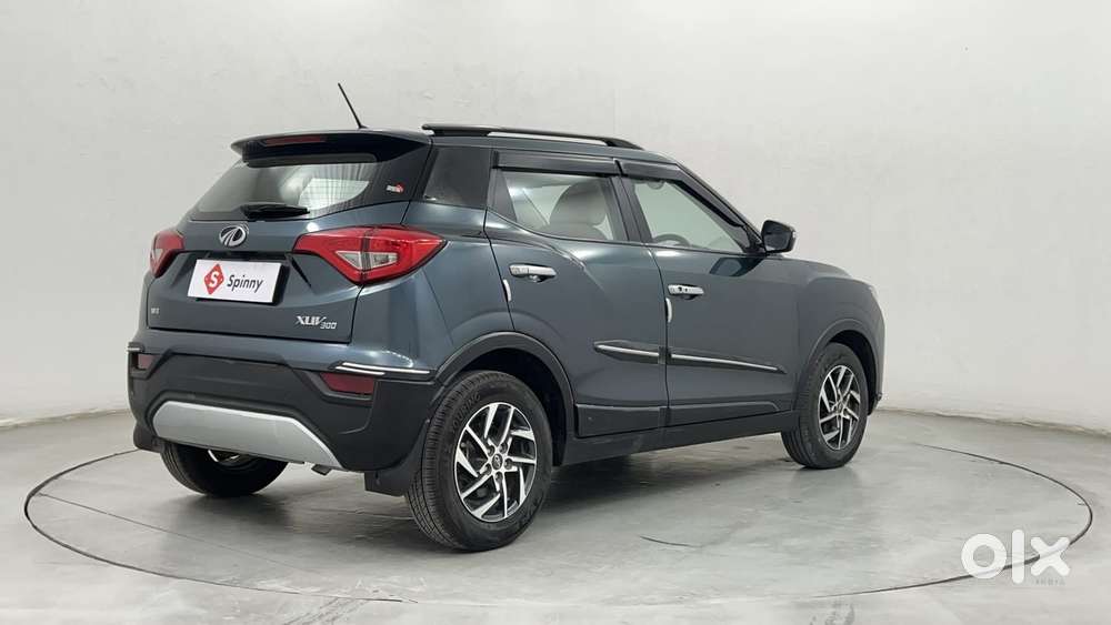 Mahindra Xuv300 W8 Option, 2022, Petrol