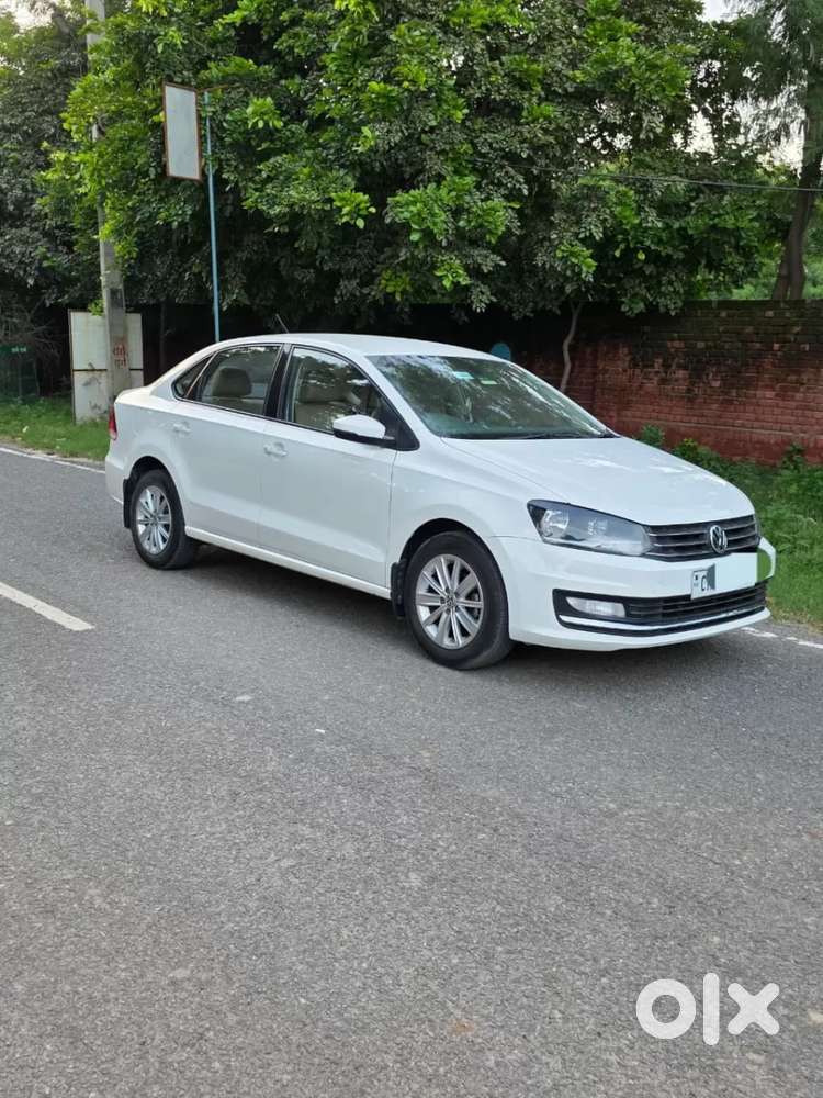 Volkswagen Vento 1.2 Tsi Highline Plus At, 2017, Petrol