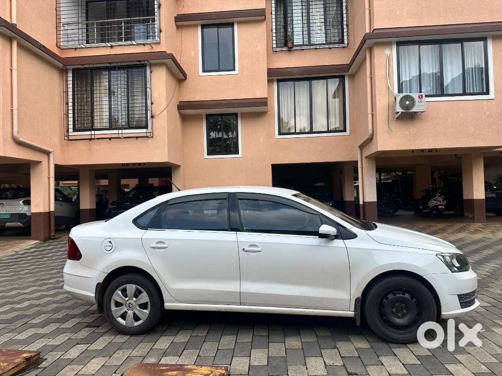 Skoda Rapid 1.6 Mpi  Mint Condition  Fully Refreshed