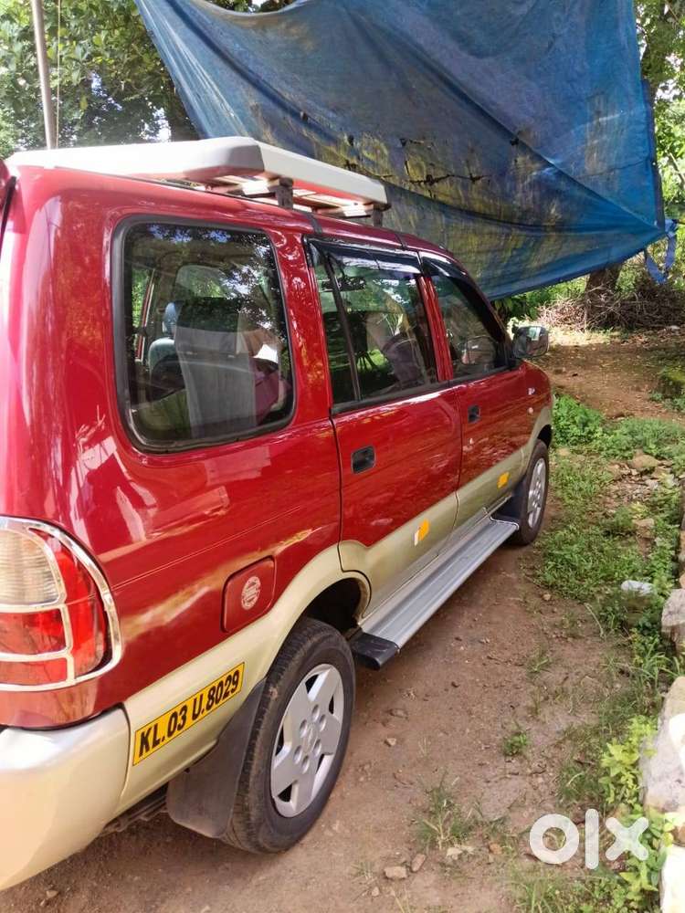 Chevrolet Tavera Neo 2011