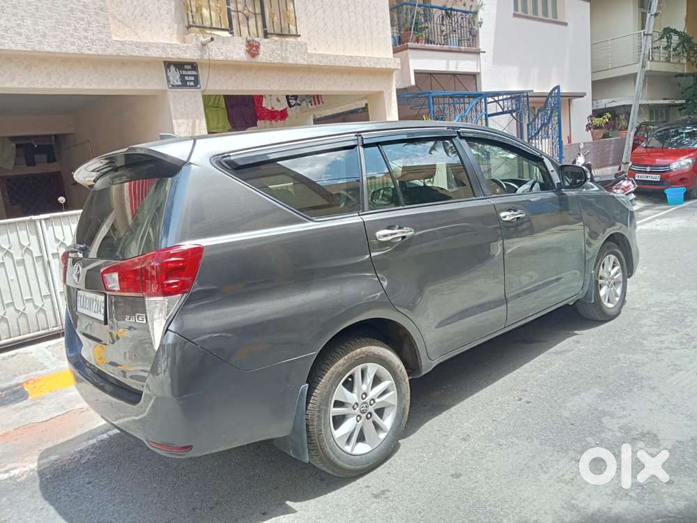 Toyota Innova Crysta 2.7 Gx At 8s, 2019