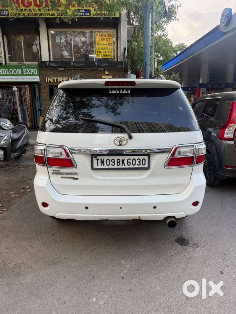 Toyota Fortuner 3.0 4x4 Manual, 2011, Diesel
