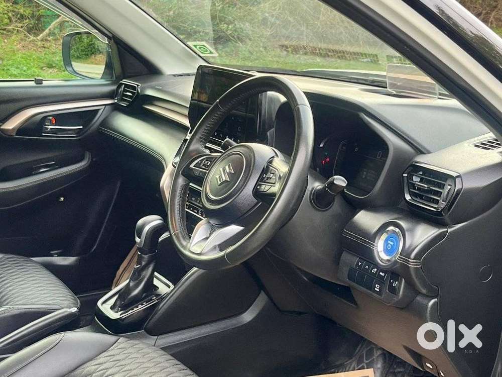 Maruti Suzuki Grand Vitara 1.5 Alpha Plus Intelligent Hybrid Ecvt, 2..