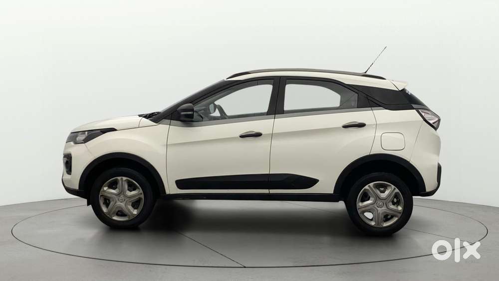 Tata Nexon 1.2 Revotron Xm (s), 2022, Diesel