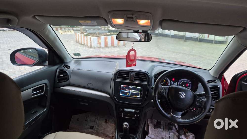 Maruti Suzuki Brezza Zdi+ Dual Tone, 2017, Diesel