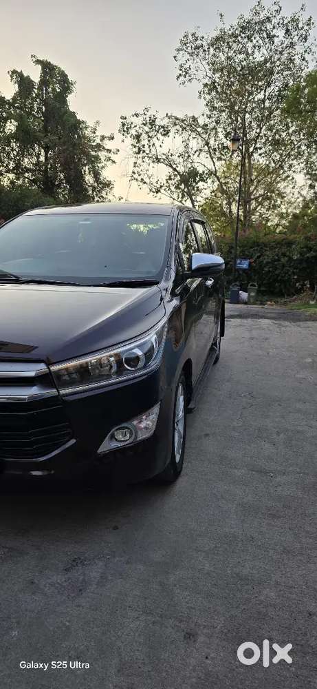 2021 Model Innova Crysta
 Z Automatic 
Single Owner 
Like A Brand New