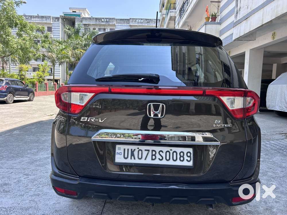 Honda Br-v Style Edition V Cvt, 2016, Petrol