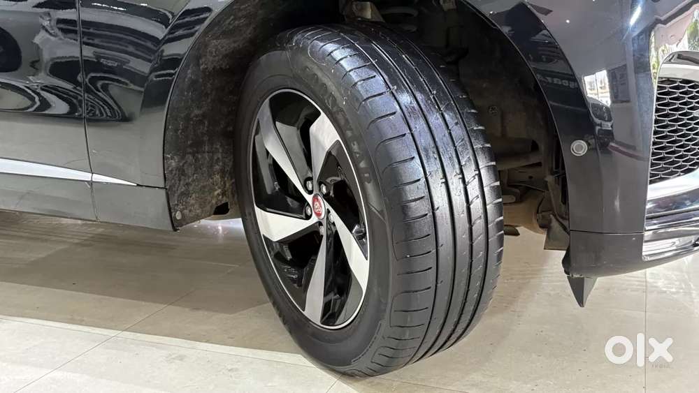 Jaguar F-pace, 2023, Petrol