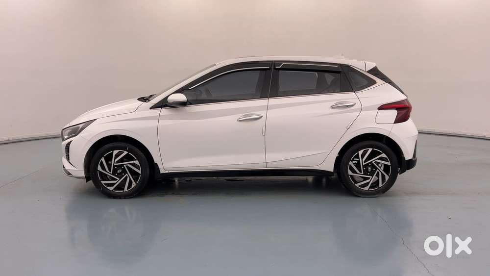Hyundai New I20 1.2 Asta (o) Mt, 2023, Petrol