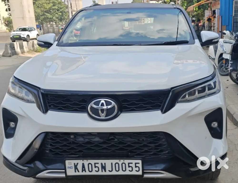 Toyota Fortuner Legender 2023