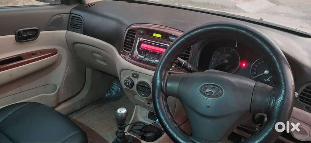 Car On Condition And 20 Mileage On  Highways