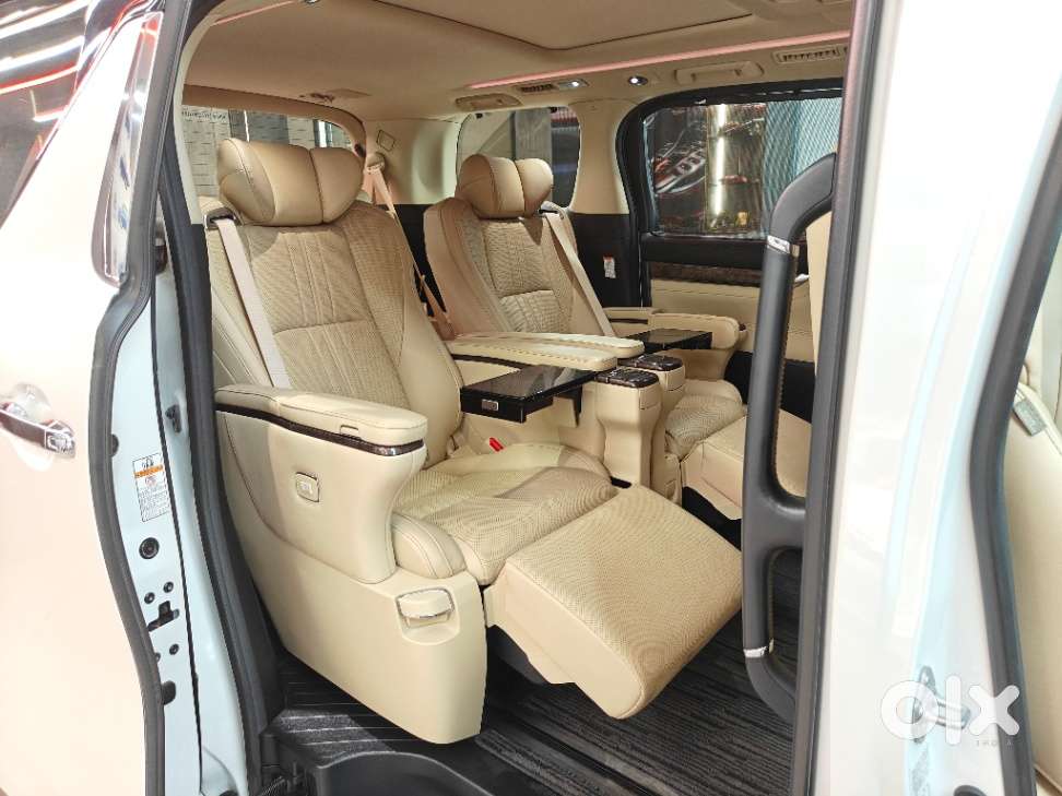 Toyota Vellfire Vip – Executive Lounge, 2020, Petrol
