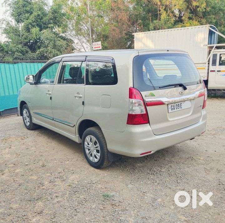 Toyota Innova 2.5 G (diesel) 8 Seater, 2013, Diesel