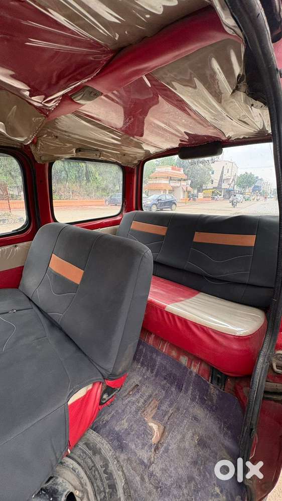 Maruti Suzuki Eeco 1.2 7 Str, 2010, Lpg