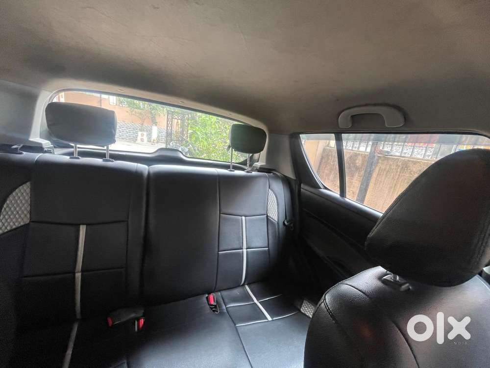 Maruti Suzuki Swift Vxi 1.2 Abs Bs-iv, 2018, Petrol