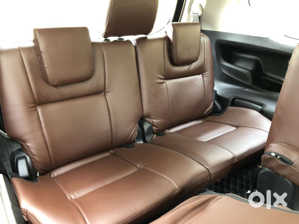 Toyota Innova Crysta 2.4 G Mt 7 Str, 2025, Diesel