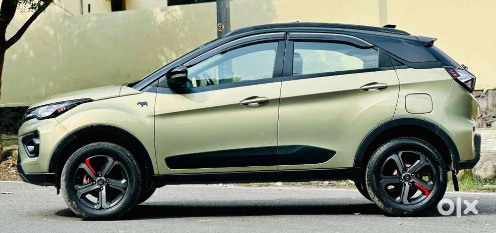 Tata Nexon 1.2 Revotron Xza Plus, 2022, Petrol