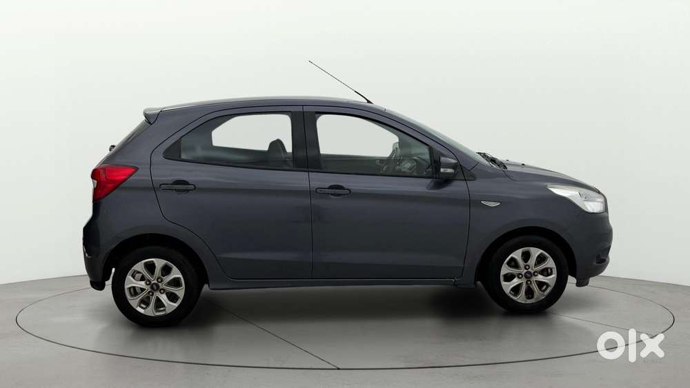 Ford Figo Petrol Titanium, 2016, Petrol