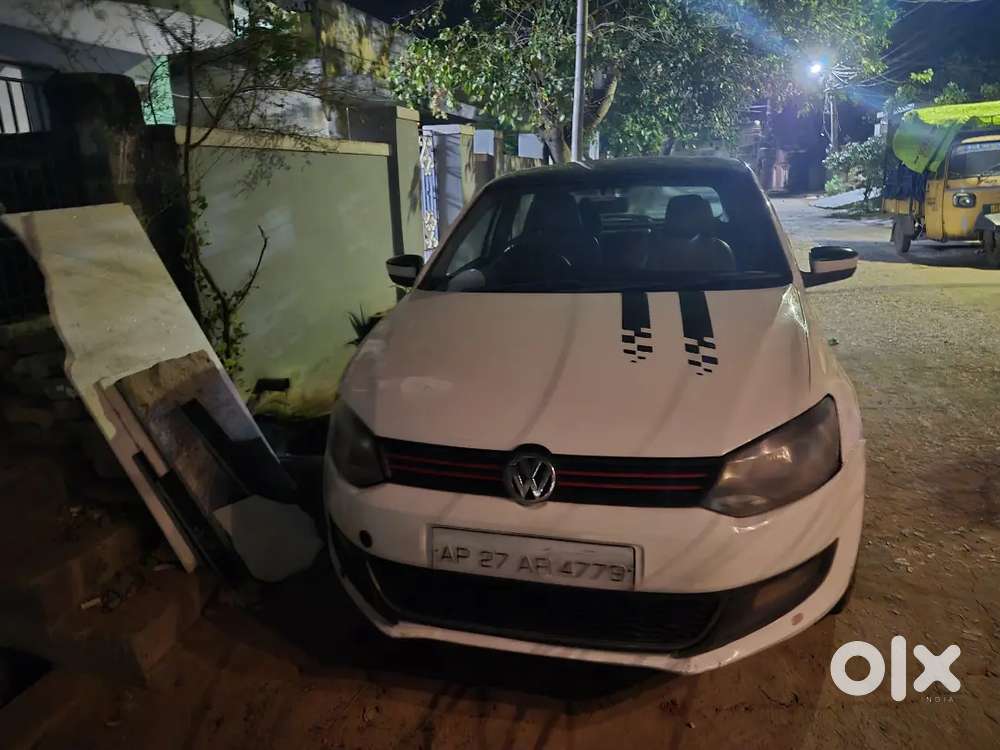 Volkswagen Polo 2013 Diesel 130000 Km Driven