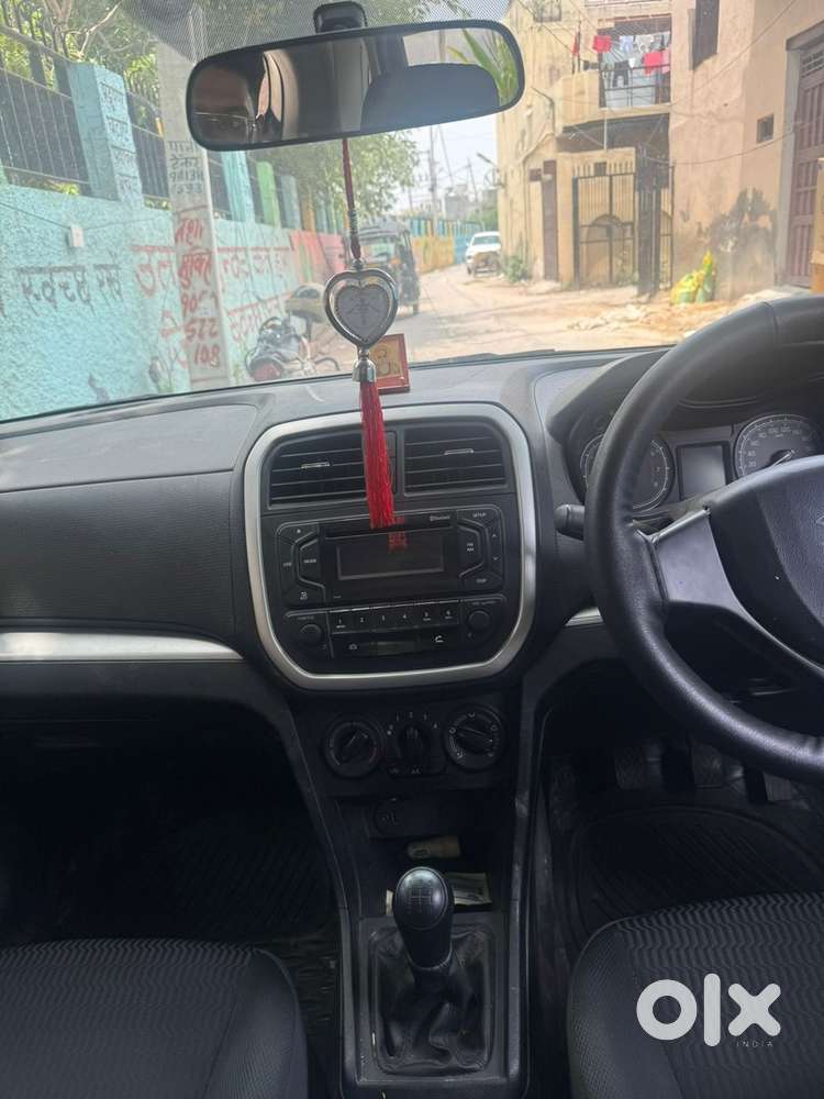 Maruti Suzuki Brezza Lxi 2021