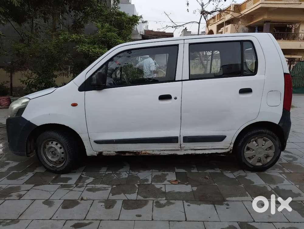 Maruti Suzuki Wagon R First Modal