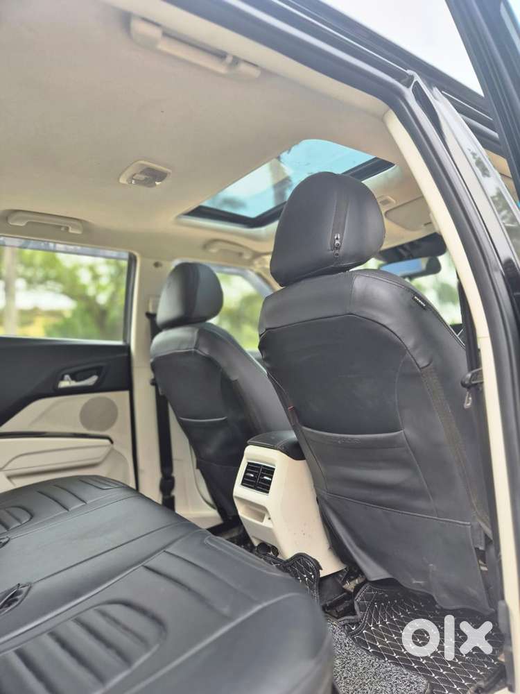 Mahindra Xuv 3xo, 2024, Petrol