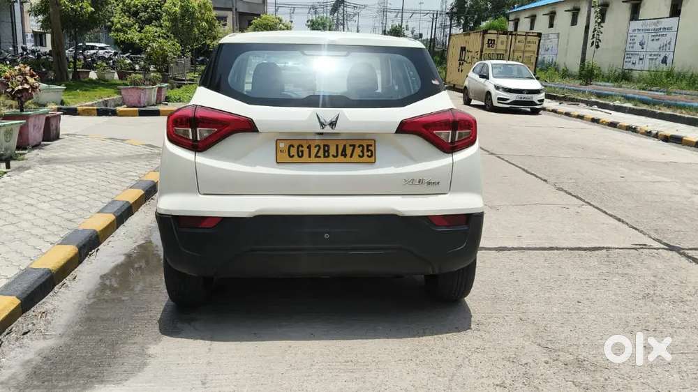 Mahindra Xuv300base