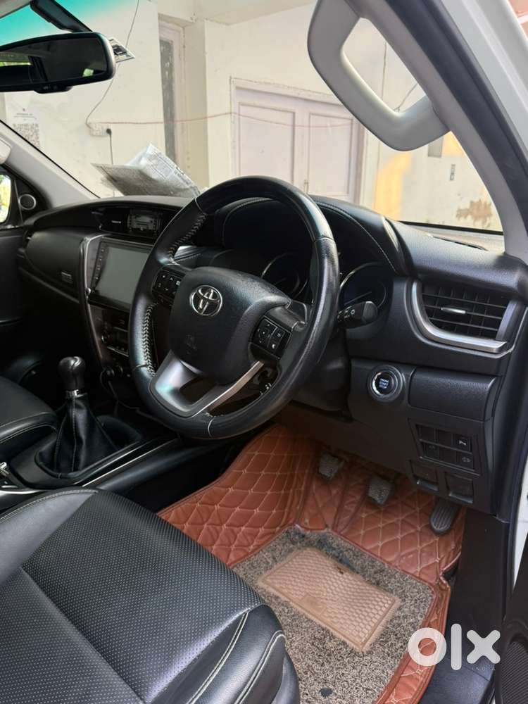 Toyota Fortuner Diesel Manual 2021