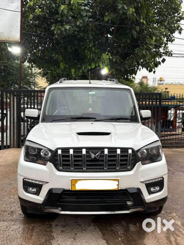 Mahindra Scorpio Classic 2.2 S 11 Mt 7 Cc, 2024, Petrol