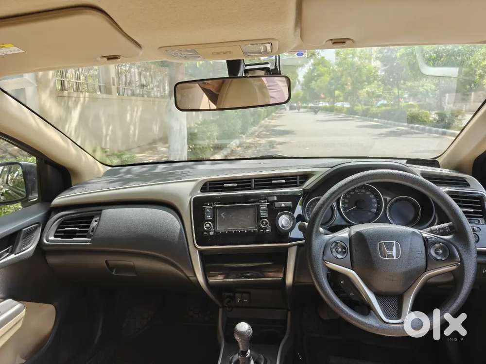 2016 Honda City 1.5 Petrol Manual 68000 Km 2nd Owner
