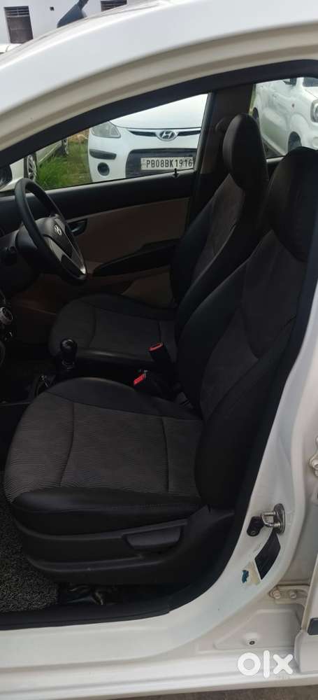 Hyundai Eon Sportz, 2012