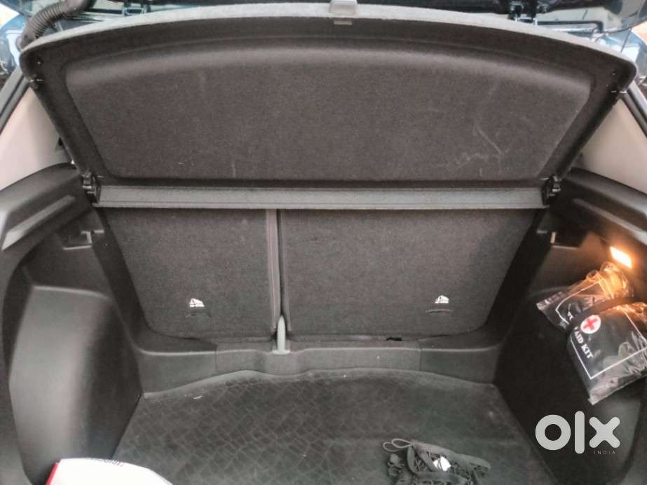 Volkswagen Taigun 1.0 Tsi Topline At, 2023, Petrol