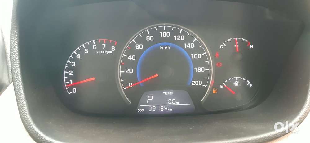 Hyundai Grand I10 At Sportz, 2014, Petrol