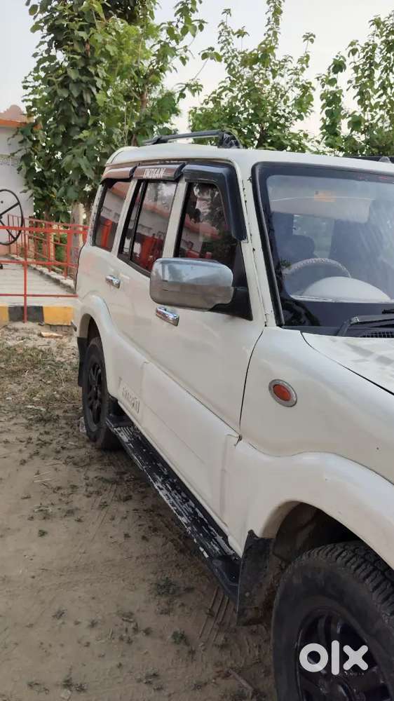 Mahindra Scorpio 2013 Diesel 150000 Km Driven