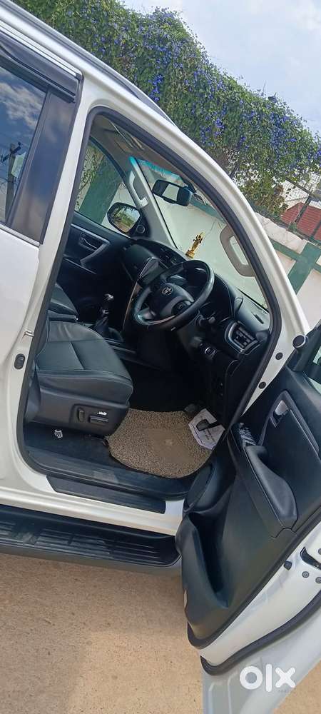 Toyota Fortuner 4x2 Mt 2.8 Diesel, 2023, Diesel