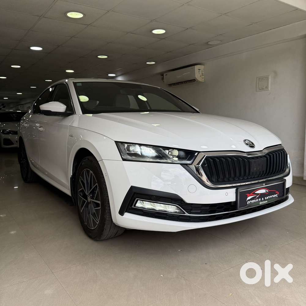 Skoda Octavia 2.0 L K Tsi At, 2022, Petrol