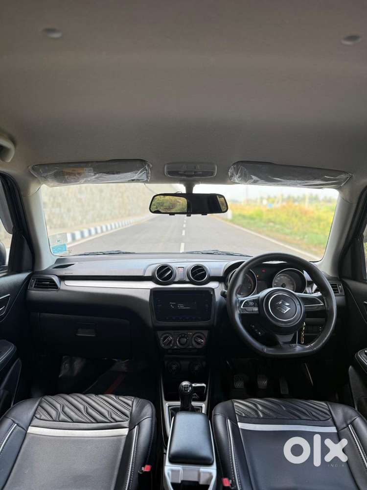 Maruti Suzuki Swift Vxi + Manual, 2023, Petrol