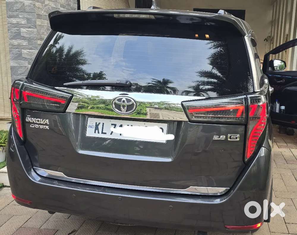 Toyota Innova Crysta 2017 Diesel 138000 Km Driven