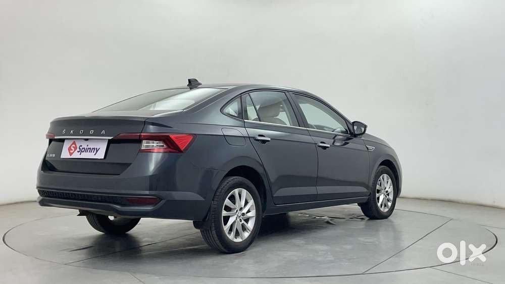 Skoda Slavia Ambition 1.0l Tsi At, 2024, Petrol