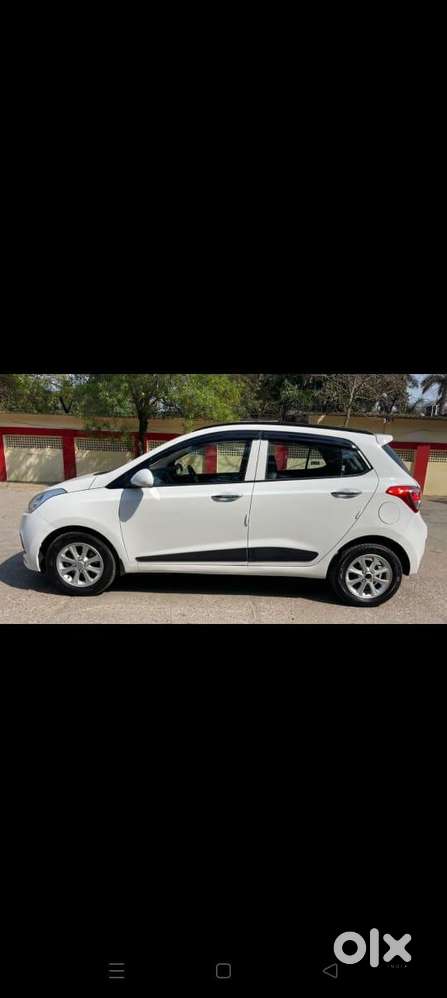 Hyundai Grand I10 Asta 1.1 Crdi (o), 2016, Petrol