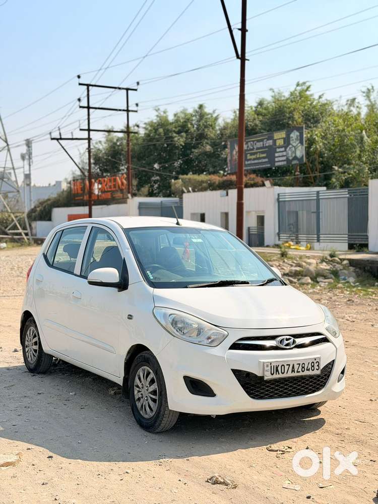 Hyundai I10 Sportz, 2013, Petrol
