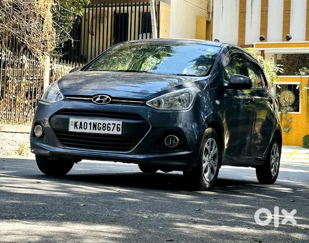 Hyundai Grand I10 2017 Petrol Well Maintained