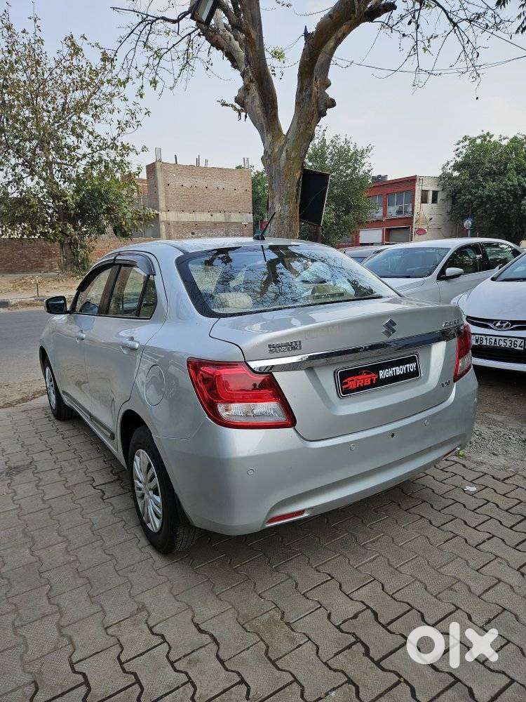 Maruti Suzuki Dzire 1.2 Vxi, 2018, Petrol