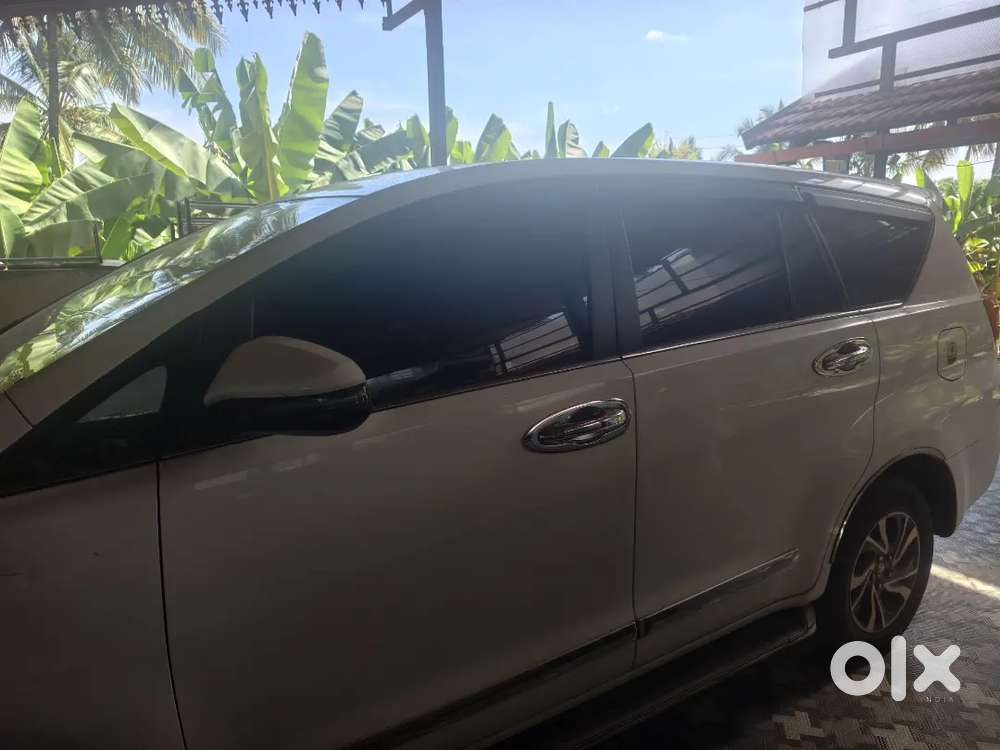 Toyota Innova Crysta 2022 Diesel MT