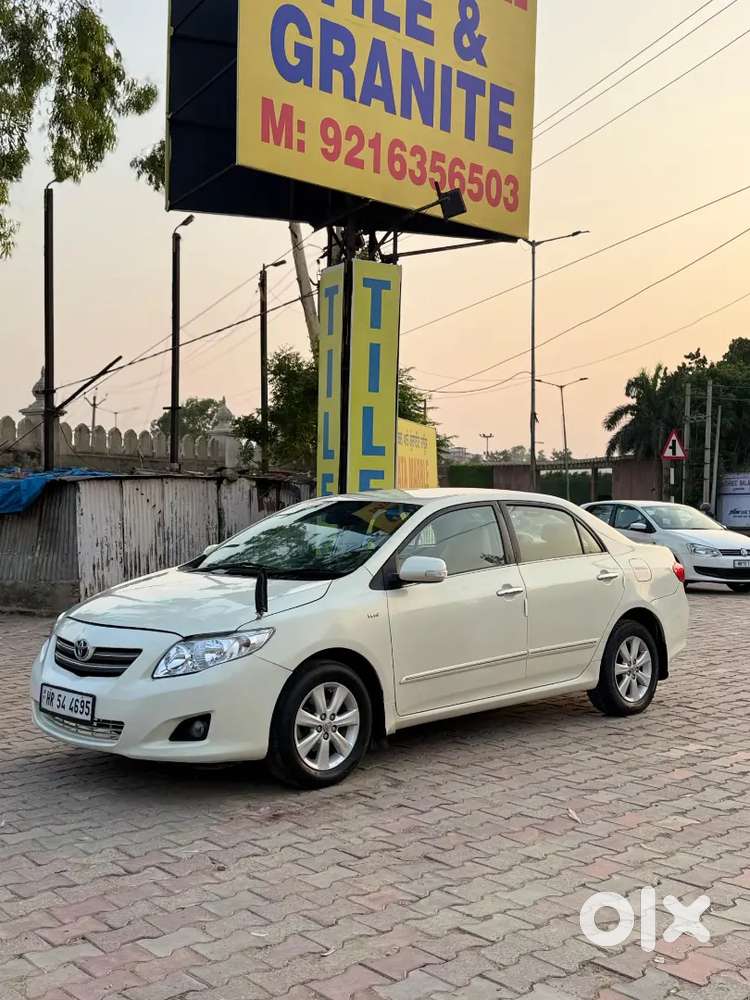 Toyota Corolla Altis 2009 Petrol 90000 Km Driven